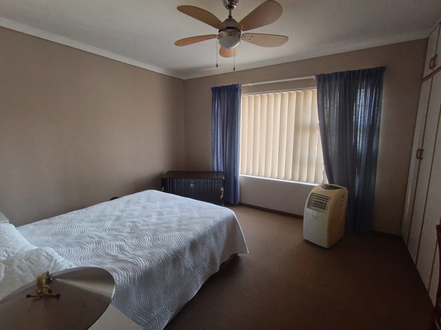 3 Bedroom Property for Sale in Dana Bay Western Cape